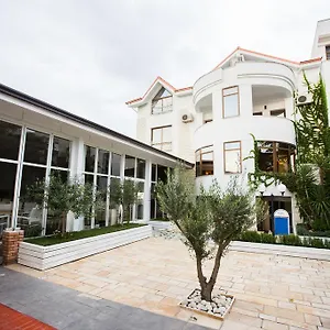 villa-arber.albaniahotels.org/